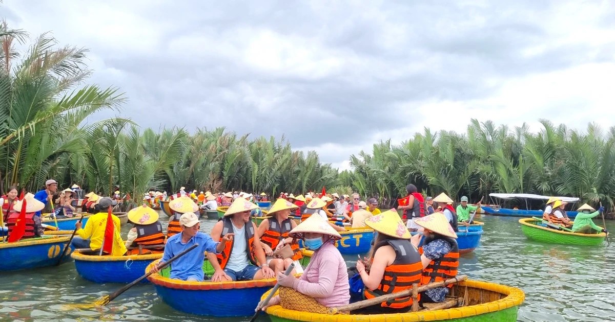 5 góc chụp sống ảo ven sông Hoài Hội An | Trần Huy Camera