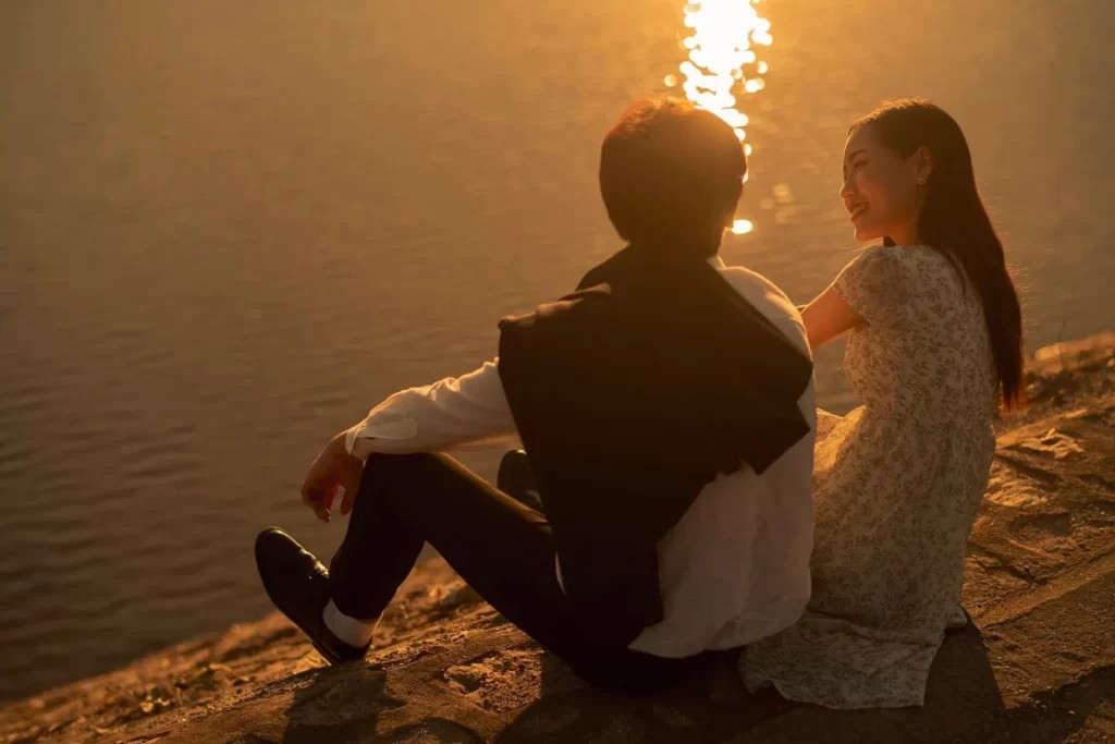 Chụp ảnh cặp đôi lãng mạn với máy ảnh thuê | Trần Huy Camera