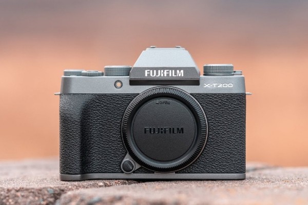 Thị trường thuê máy ảnh ở Việt Nam ngày càng cạnh tranh | Trần Huy Camera