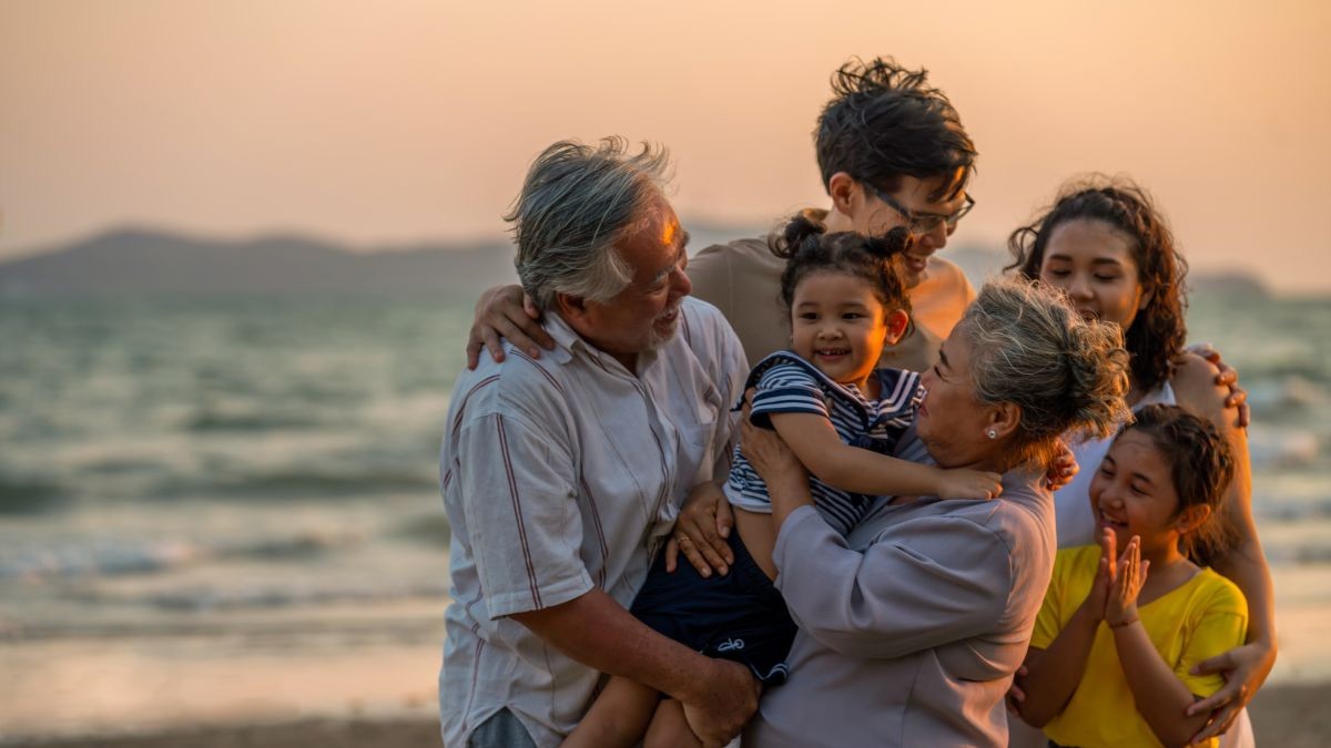 Cách chụp ảnh gia đình ấm áp bằng máy ảnh thuê | Trần Huy Camera